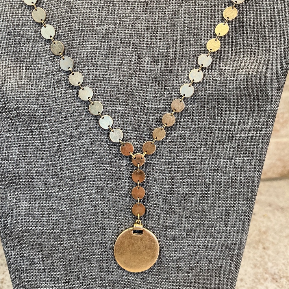 Silas necklace